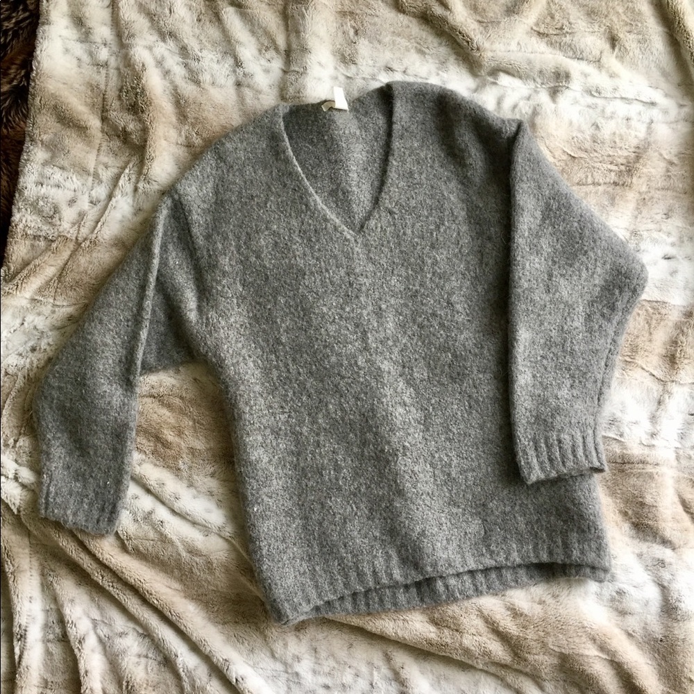 Oversized gray sweater